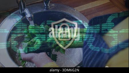 Risciacquare le mani tenendo le erbe nel lavandino sotto l'acqua corrente, manica a righe e guanto con schiuma e rivestimento cyber-trasparente Foto Stock