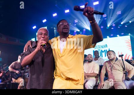 In Sao Paulo, Brazil, on February 3, 2026, singer Mumuzinho and Billy SP participate in the launch event of the ''Resenha do Mumu - 10 Years Tour'' at Vila JK in Vila Olimpia, south of the capital of Sao Paulo, this Tuesday. The label celebrates a decade of success and continues touring several cities in the country, celebrating one of the main samba and pagode projects in Brazil. (Photo by Leco Viana/Thenews2/NurPhoto) Credit: NurPhoto SRL/Alamy Live News Foto Stock