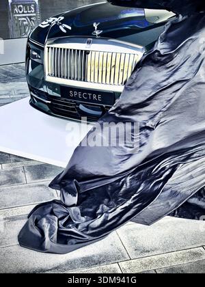 Nuovissimo Rolls Royce Spectre Foto Stock