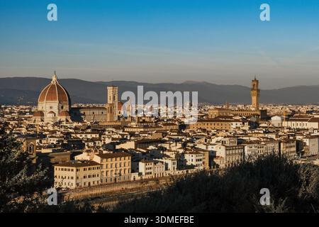 Il paesaggio urbano di Firenze all'alba, in Italia Foto Stock