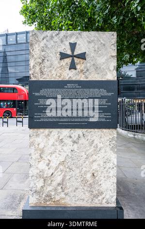 MALTA SIEGE MEMORIAL by All Hallows by the Tower, Londra Foto Stock