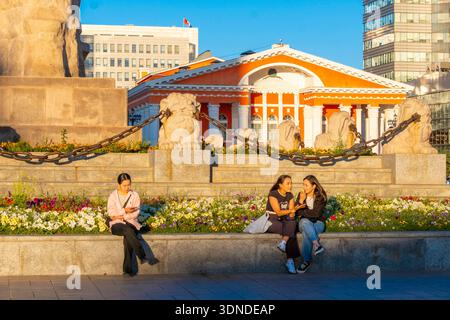 Mongolia, Ulan Bator, Piazza Sukhbaatar Foto Stock