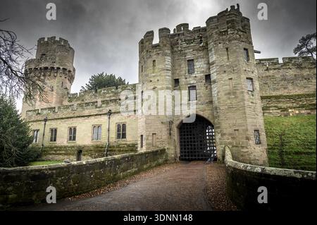 Warwick Castle, Warwick, Regno Unito, 19 gennaio 2026. Il castello di Warwick è un castello medievale sviluppato da un forte in legno originariamente costruito da Guglielmo il conquistatore Foto Stock