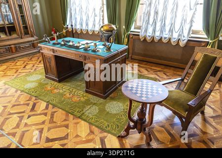 Samara, Russia - 14 Maggio 2017: l'interno di una delle sale del museo di Samara Kurlina's House Foto Stock