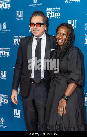 Red carpet arrivi (i-r) SBIFF Direttore Esecutivo Roger Durling e Zamo Mkhwanazi (Direttore/produttore) - LAVANDERIA. Il 41° Santa Barbara International Festival chiude la proiezione serale di LAVANDERIA all'Arlington Theatre di Santa Barbara, CA il 14 febbraio 2026. (Foto di Rod Rolle / Sipa USA) Foto Stock
