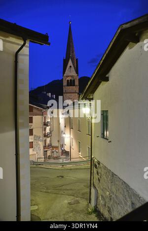 Pieve di Livinallongo, la sera Foto Stock