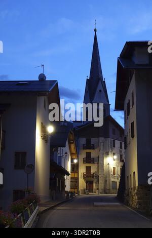 Pieve di Livinallongo, la sera Foto Stock