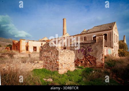 Vecchia rovina della fabbrica di zucchero a Nerja, Spagna Foto Stock