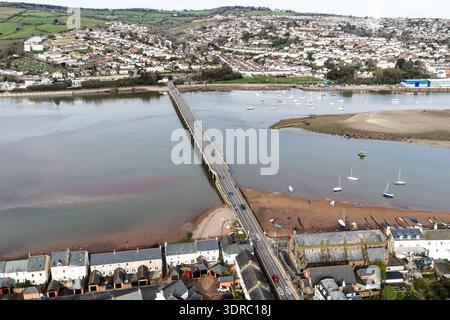 Immagine droni del ponte di Shaldon sul fiume Teign nel Devon. Foto Stock