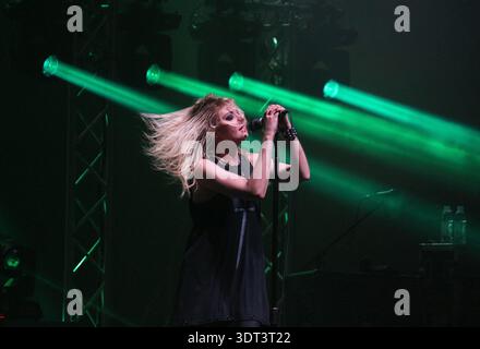 La cantautrice americana ed ex attrice Taylor Momsen si esibisce allo Sziget Festival di Budapest, in Ungheria, con la sua band The Pretty Reckless Foto Stock