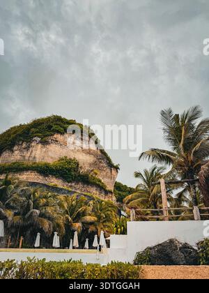 Melasti Beach a Uluwatu Foto Stock