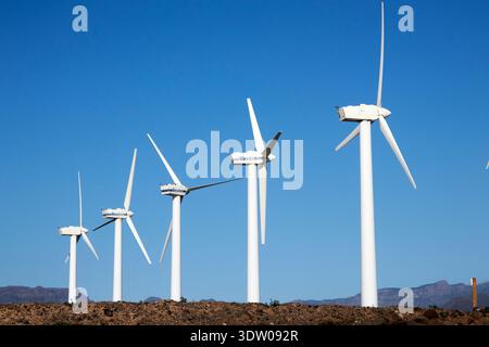 turbine eoliche vestas contro il cielo blu gran canaria, isole canarie, spagna Foto Stock
