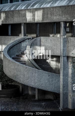 Brutalist Architecture, Barbican, Londra, Regno Unito Foto Stock