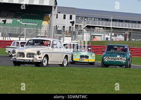 Steve Allen, Volvo Amazon, 2026 ha visto la 70a corsa del Trofeo Pomeroy, è iniziato nel 1952, presenta auto di tutti i tipi e dell'era, è il vi Foto Stock