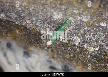 Vecchio strumento matita da carpentiere usato Foto Stock