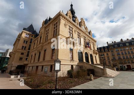 Costruito tra il 1887 e il 1891, il municipio di Vincennes, una città ad est di Parigi. Foto Stock