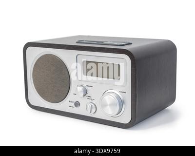 Radio in stile vintage su sfondo bianco Foto Stock