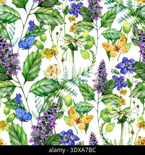 Stravagante motivo senza cuciture di fiori selvatici, lavanda e farfalle ad acquerello su sfondo bianco. Questo complesso design botanico porta un Foto Stock