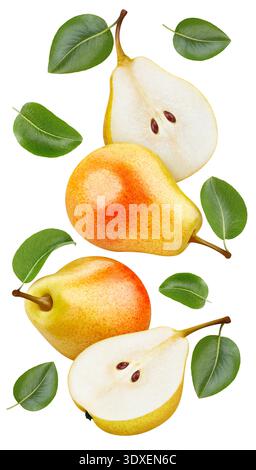 Giallo pero isolato con levitazione con foglia. Volo in aria di frutta su sfondo bianco con percorso di ritaglio. Come elemento di design. Foto Stock
