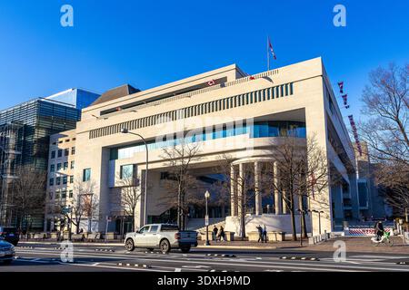 L'Ambasciata del Canada a Washington DC, l'esterno dell'edificio dell'ambasciata canadese su Pennsylvania Avenue Foto Stock