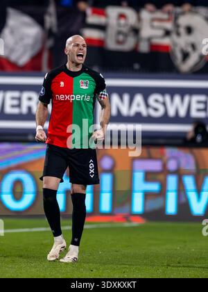 NIJMEGEN, PAESI BASSI - 3 MARZO: Bram Nuytinck del NEC Nijmegen celebra la vittoria della sua squadra dopo il KNVB Beker match olandese tra NEC Nijmegen e PSV a De Goffert il 3 marzo 2026 a Nijmegen, Paesi Bassi. (Foto di Rene Nijhuis) Foto Stock