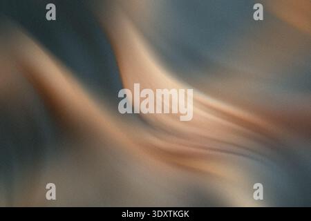 Immagine astratta sfocata con forme e colori indistinti con una qualità estetica morbida e sognante Foto Stock