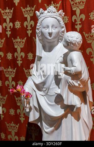 Madonna con bambino, la Cattedrale delle Isole, Great Cambrae, Scozia, Regno Unito Foto Stock