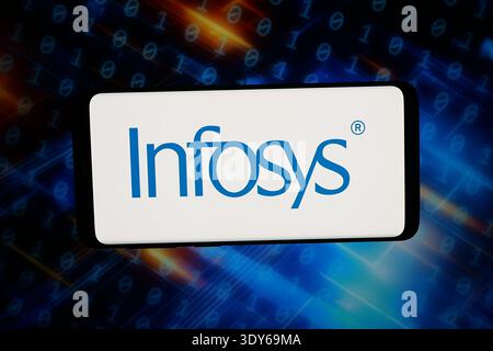 Stoccarda, Germania - 02-27-2026: In questa immagine, il logo dell'azienda tecnologica indiana Infosys Limited viene visualizzato su uno smartphone Foto Stock