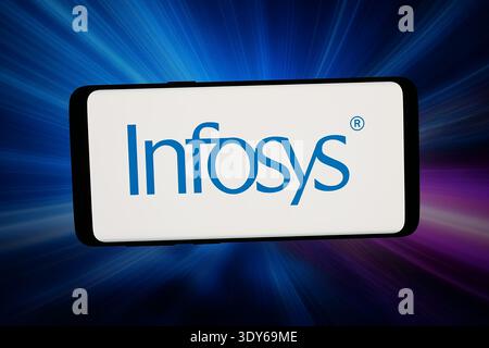 Stoccarda, Germania - 02-27-2026: In questa immagine, il logo dell'azienda tecnologica indiana Infosys Limited viene visualizzato su uno smartphone Foto Stock