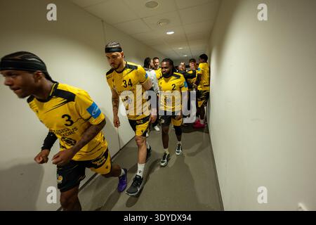 Stefan Smith (MHP RIESEN Ludwigsburg, #03), Gavin Schilling (MHP RIESEN Ludwigsburg, #34), Traveon Buchanan (MHP RIESEN Ludwigsburg, #02), GER, ratiopharm Ulm vs. MHP Riesen Ludwigsburg, Basketball Bundesliga, easycredit BBL, 22. Spieltag, Spielzeit 2025/2026, 06.03.2026, foto: Eibner-Pressefoto/Sascha Walther Foto Stock