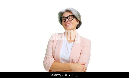 Donna d'affari matura e sicura che sorride su sfondo bianco Foto Stock