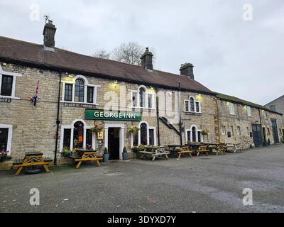George Inn, Tideswell, Peak District, Derbyshire. locanda del XVIII secolo. Foto Stock