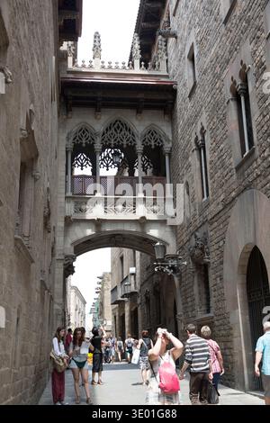 Spagna, Barcellona, strade secondarie nel quartiere storico di Barcellona. Foto Stock