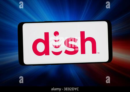Stoccarda, Germania - 03-04-2026: In questa immagine, il logo della società televisiva satellitare DISH Network LLC viene visualizzato su uno smartphone Foto Stock