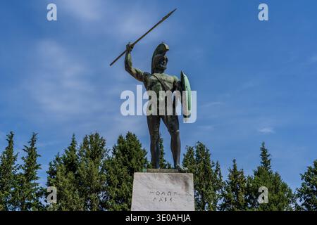 Statua del re Leonida i di Sparta, che guidò i 300 spartani nella famosa battaglia delle Termopili. Foto Stock