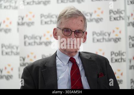 LONDRA, Regno Unito, 10 marzo 2026. Rafforzare la deterrenza nel terzo evento dell'era nucleare ospitato da Policy Exchange. Discussione di gruppo con Lord Stirrup, ex Capo di Stato maggiore della difesa, e Sir David Omand, ex coordinatore britannico per la sicurezza e l'intelligence, presieduto da Edward Stringer, Senior Fellow presso Policy Exchange e ex Assistente Capo dello Stato maggiore della difesa. Crediti: Ian Bozic, Alamy Live News Foto Stock