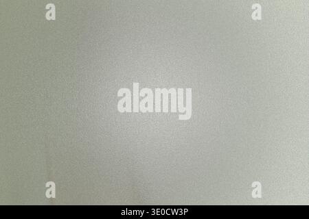 Immagine ad alta risoluzione con sfondo sfumato grigio chiaro. La texture è liscia con una sottile variazione di tono, creando un design minimalista Foto Stock