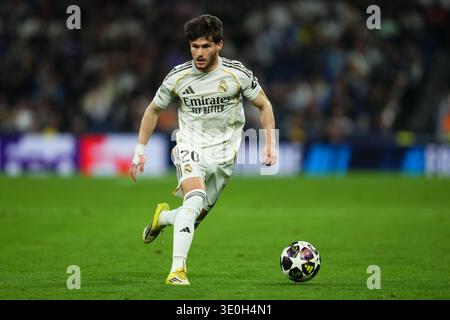 Madrid, Spagna. 11 marzo 2026. Fran Garcia del Real Madrid durante la partita di UEFA Champions League, turno 16, andata, tra Real Madrid e Manchester City giocata allo stadio Santiago Bernabeu l'11 marzo 2026 a Madrid in Spagna. (Foto di Bagu Blanco/PRESSINPHOTO) credito: PRESSINPHOTO SPORTS AGENCY/Alamy Live News Foto Stock