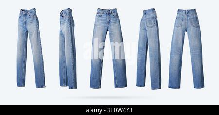 Jeans da donna blu dritti isolati da lati diversi su sfondo bianco. Concetto di abbigliamento alla moda in denim, moderno capo femminile. Elegante e informale Foto Stock