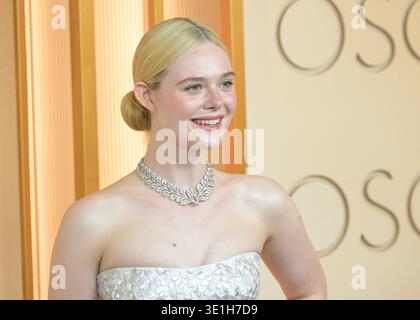 Hollywood, California, 15 marzo 2026. Elle Fanning al 98° Oscar al Dolby Theatre il 15 marzo 2026 a Hollywood, California. Crediti: Marty/Media Punch/Alamy Live News Foto Stock