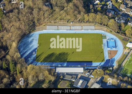 Vista aerea, Bremenstadion, stadio di calcio con pista blu tartan, tu Ennepetal 1911 e.V, Milspe, Ennepetal, regione della Ruhr, Renania settentrionale-Vestfalia, Germa Foto Stock