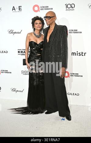 Lisa Rinna und RuPaul bei der 34. Elton John AIDS Foundation Academy Awards Viewing Party 2026 anlässlich der 98. Oscarverleihung im West Hollywood Park. West Hollywood, 15.03.2026 Foto Stock