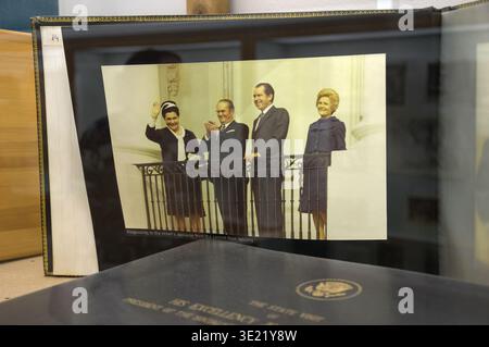 Foto storica di Tito e Nixon alla Casa Bianca, mostra del Museo della Jugoslavia Foto Stock