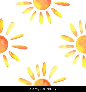 Motivo ad acquerello dipinto a mano con un bel sole infantile su sfondo bianco. Design divertente, caldo e minimalista, perfetto per la stampa di prodotti per bambini Foto Stock
