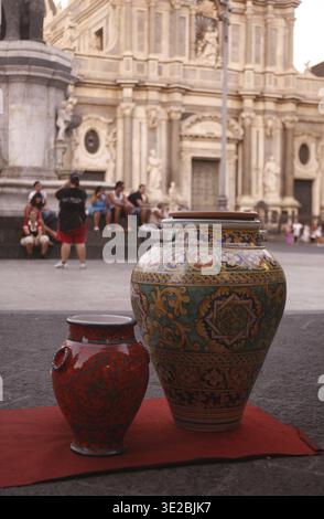 EUROPA, ITALIEN, SIZILIEN, OSTKUEST, CATANIA, ALTSTADT, ZENTRUM, DOM, DOM SANT AGATA, PIAZZA DEL DUOMO, STIMMUNG Foto Stock