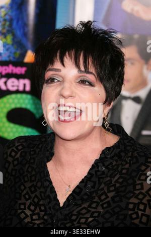Liza Minnelli partecipa alla prima "Hairspray" del New Line Cinema al Teatro Ziegfeld di New York il 16 luglio 2007. Photo Credit: Henry McGee/MediaPunch Foto Stock