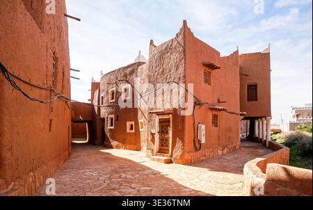 Vecchie case fatte di mattoni di fango a Ushaiqer / Ushaiqir Heritage Village in Arabia Saudita Foto Stock