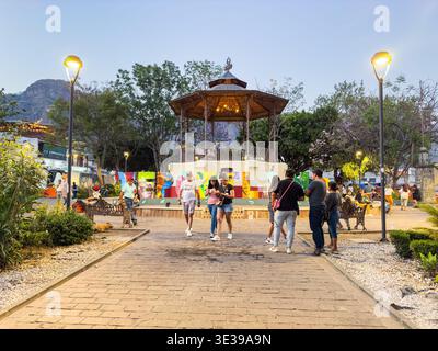 Tepoztlan, Messico - 26 marzo 2024. Zocalo de Tepoztlan - Centro città Foto Stock