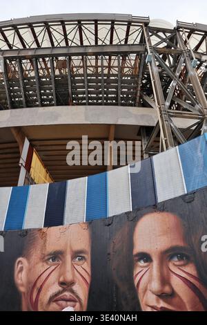 Napoli - Hamsik e Cavani nel Murales di Jorit allo Stadio Maradona Foto Stock