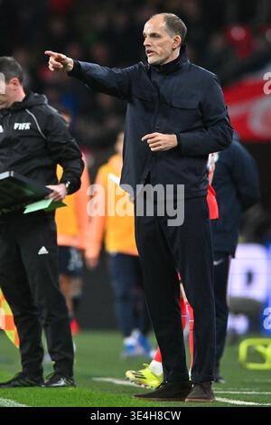 Londra, Regno Unito. 28 marzo 2026. Il capo-allenatore inglese Thomas Tuchel gesta durante una partita amichevole internazionale di calcio tra Inghilterra e Uruguay a Londra, Regno Unito, 27 marzo 2026. Crediti: Xinhua/Alamy Live News Foto Stock